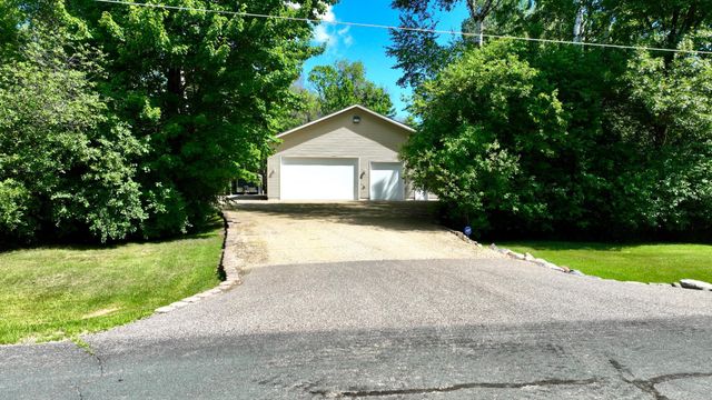 8325 178th Lane NE, Forest Lake, MN 55025