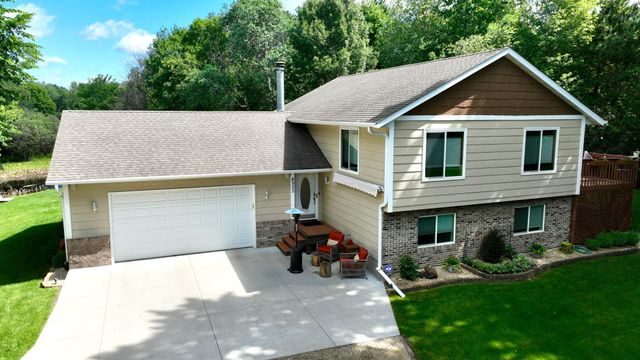 8325 178th Lane NE, Forest Lake, MN 55025