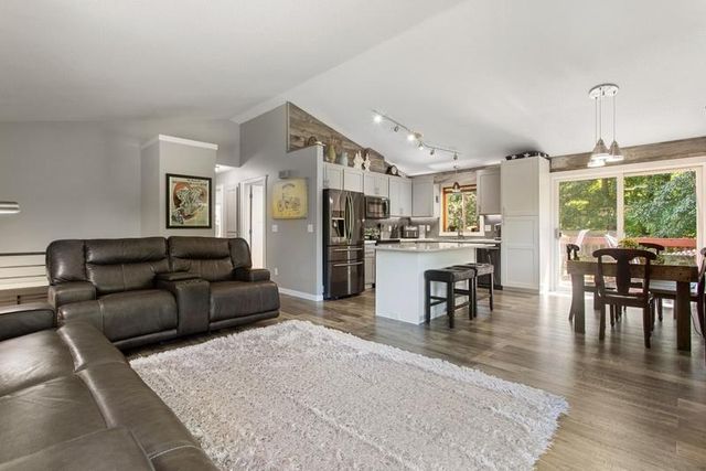 8325 178th Lane NE, Forest Lake, MN 55025