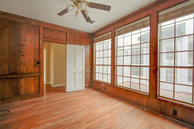 9506 Bayou Brook Street, Houston, TX 77063