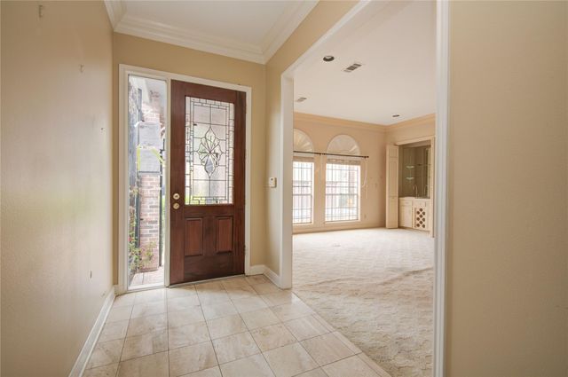 9506 Bayou Brook Street, Houston, TX 77063