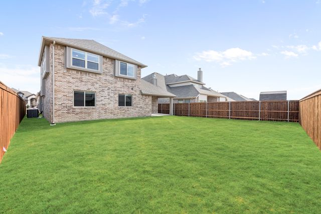 7729 Oakmeade Street, Joshua, TX 76058