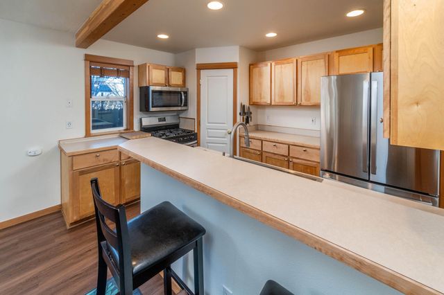 139 SE Roosevelt Avenue, Bend, OR 97702