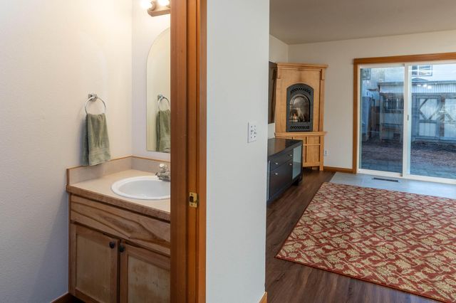 139 SE Roosevelt Avenue, Bend, OR 97702