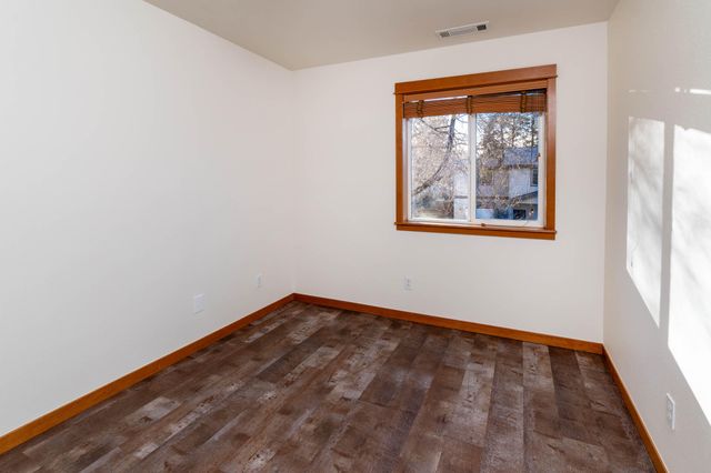 139 SE Roosevelt Avenue, Bend, OR 97702