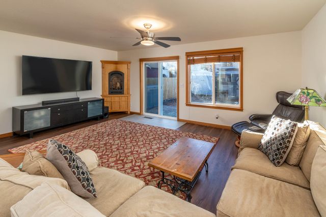 139 SE Roosevelt Avenue, Bend, OR 97702