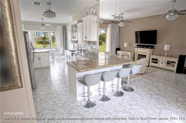 4445 2nd AVE NE, Naples, FL 34120