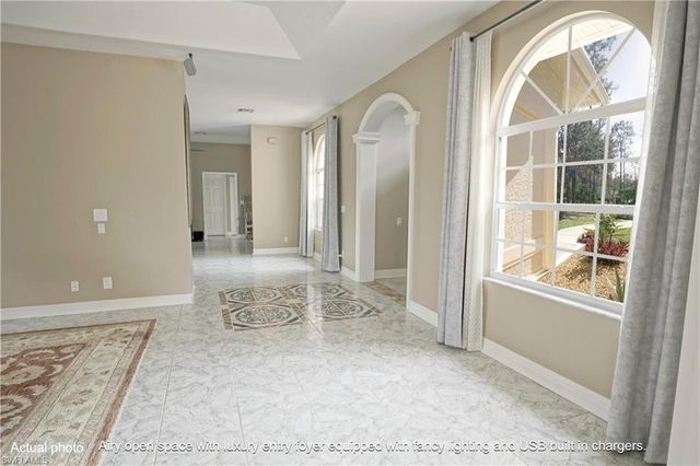 4445 2nd AVE NE, Naples, FL 34120