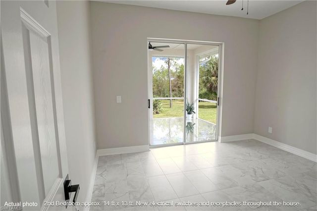 4445 2nd AVE NE, Naples, FL 34120