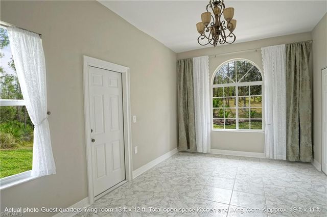 4445 2nd AVE NE, Naples, FL 34120