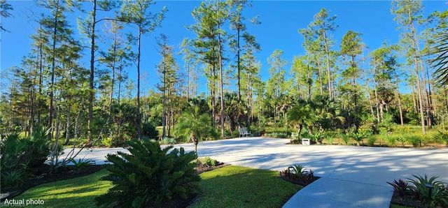 4445 2nd AVE NE, Naples, FL 34120