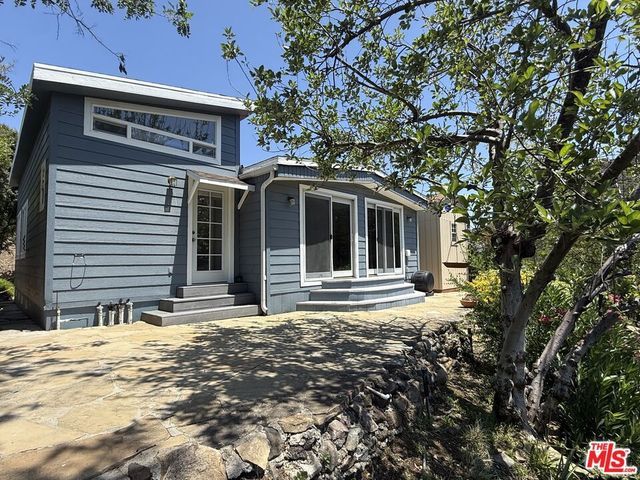 30473 Mulholland Hwy 141, Agoura Hills, CA 91301