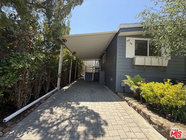 30473 Mulholland Hwy 141, Agoura Hills, CA 91301