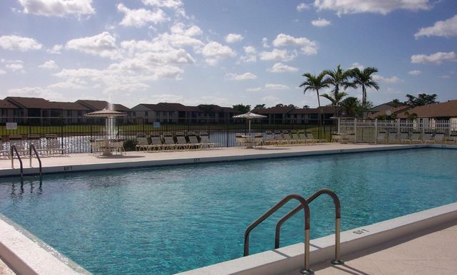 822 Sky Pine Way C1, Greenacres, FL 33415
