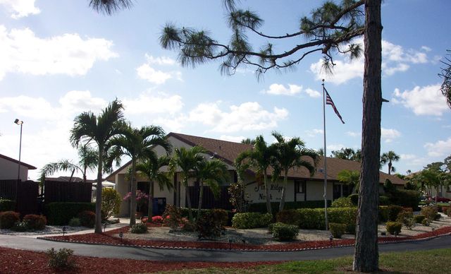 822 Sky Pine Way C1, Greenacres, FL 33415