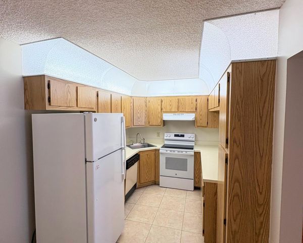 822 Sky Pine Way C1, Greenacres, FL 33415
