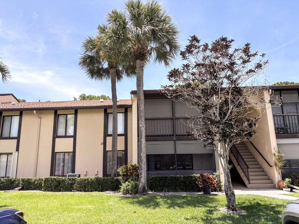 822 Sky Pine Way C1, Greenacres, FL 33415