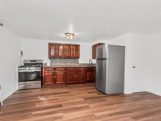 85 Hart Avenue, Yonkers, NY 10704