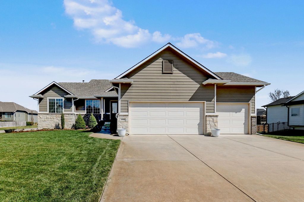 6501 W Kollmeyer Ct, Wichita, KS 67205