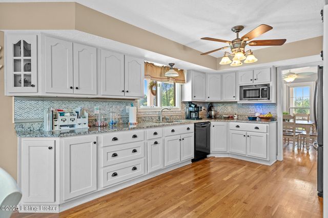 4466 Leitchfield Rd, Cecilia, KY 42724