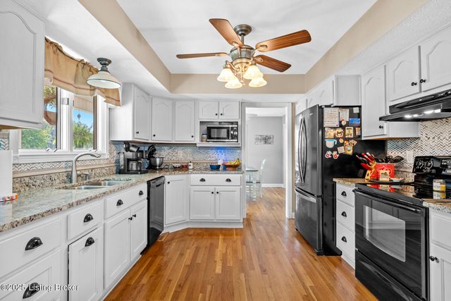 4466 Leitchfield Rd, Cecilia, KY 42724