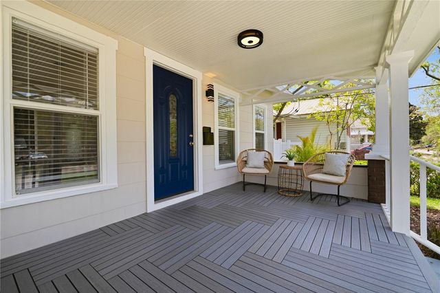 106 W LAMBRIGHT STREET, Tampa, FL 33604