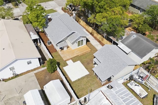 106 W LAMBRIGHT STREET, Tampa, FL 33604