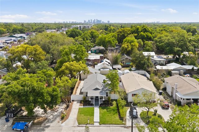 106 W LAMBRIGHT STREET, Tampa, FL 33604