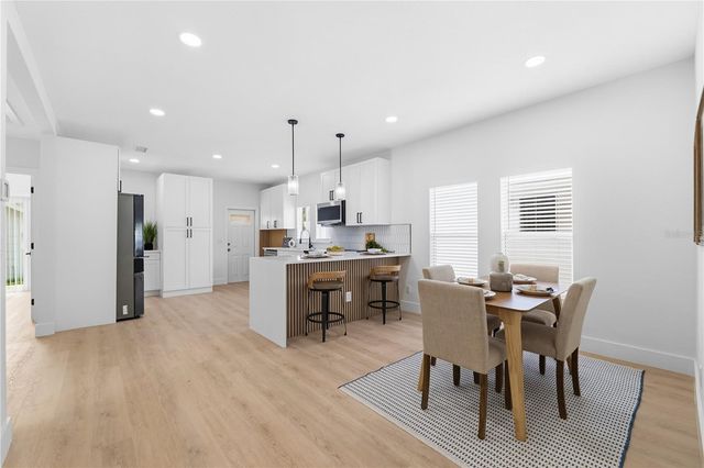 106 W LAMBRIGHT STREET, Tampa, FL 33604