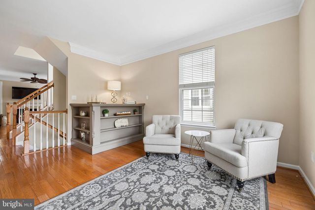 12654 HERON RIDGE DR, Fairfax, VA 22030