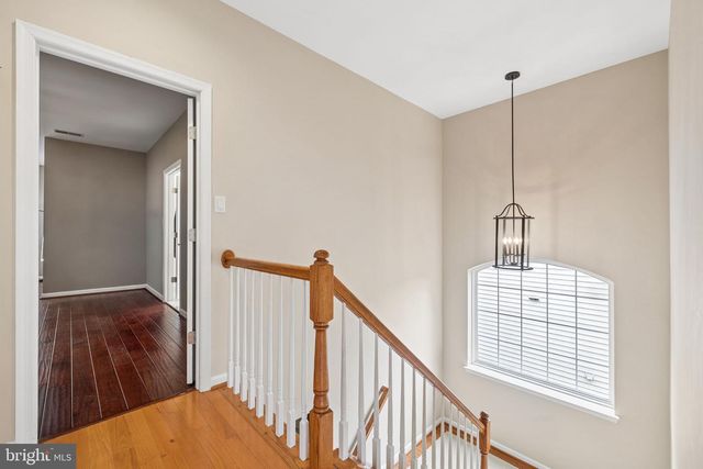 12654 HERON RIDGE DR, Fairfax, VA 22030