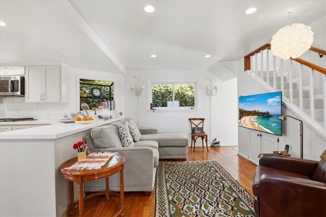 27 N Vista De Catalina, Laguna Beach, CA 92651