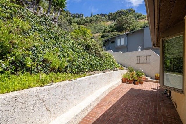 27 N Vista De Catalina, Laguna Beach, CA 92651