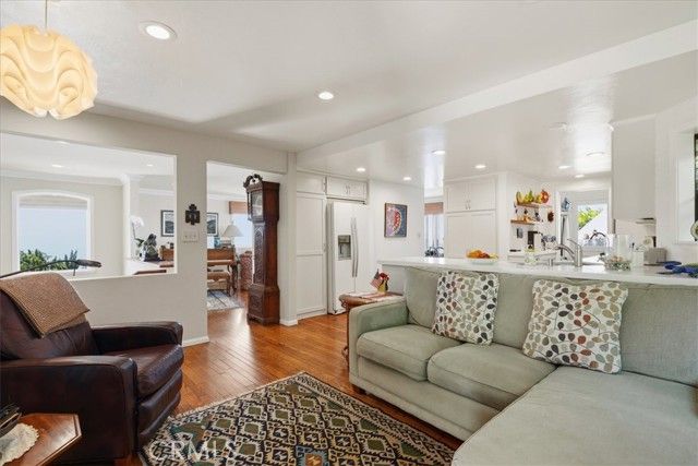27 N Vista De Catalina, Laguna Beach, CA 92651