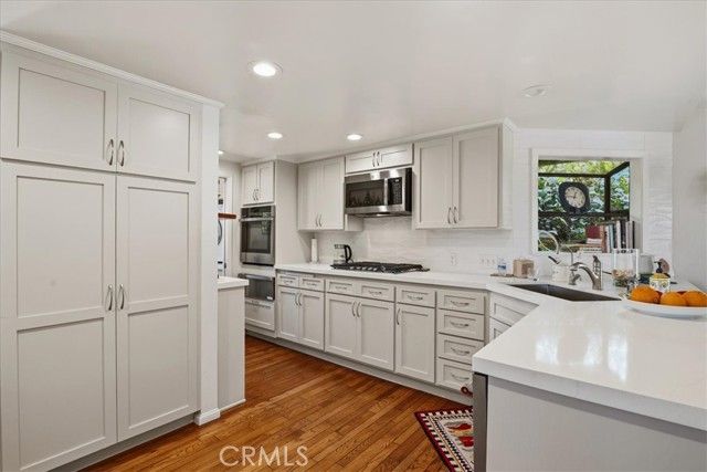 27 N Vista De Catalina, Laguna Beach, CA 92651