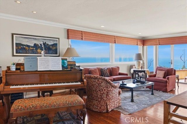 27 N Vista De Catalina, Laguna Beach, CA 92651