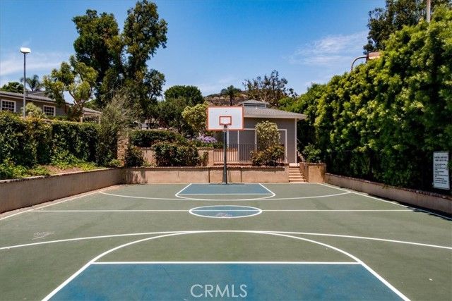 27 N Vista De Catalina, Laguna Beach, CA 92651