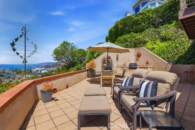 27 N Vista De Catalina, Laguna Beach, CA 92651