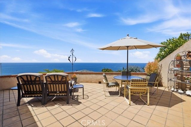 27 N Vista De Catalina, Laguna Beach, CA 92651