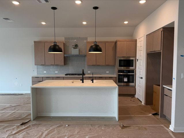 326 Big Banyan Drive, Dripping Springs, TX 78620