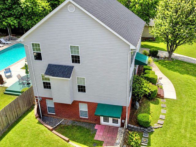 1058 Crossing Way NW, Cleveland, TN 37312
