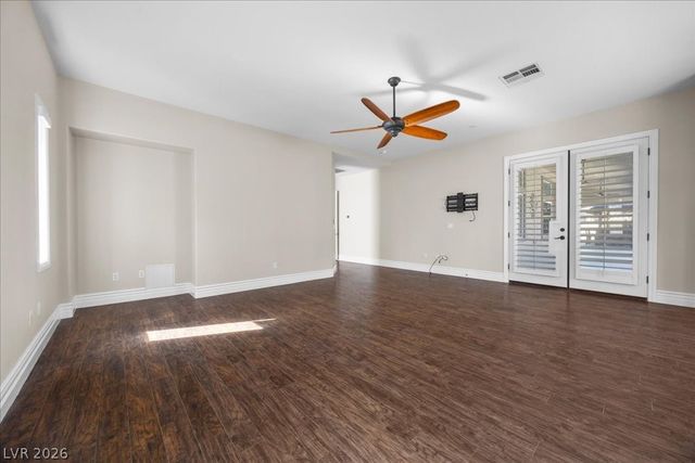 7032 Via Campanile Avenue, Las Vegas, NV 89131