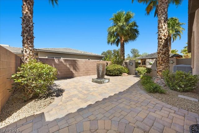 7032 Via Campanile Avenue, Las Vegas, NV 89131