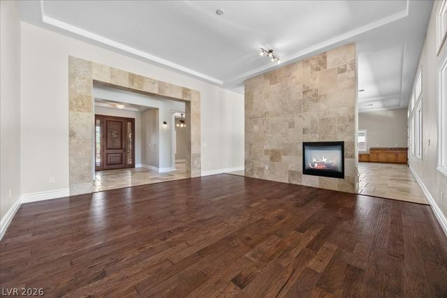 7032 Via Campanile Avenue, Las Vegas, NV 89131