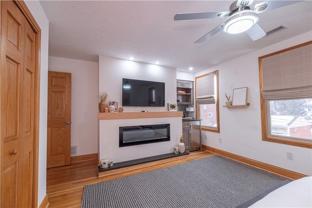 366 Republic St, Mt Washington, PA 15211