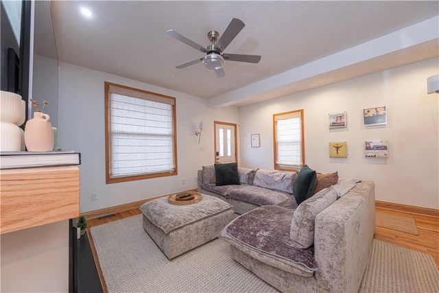 366 Republic St, Mt Washington, PA 15211