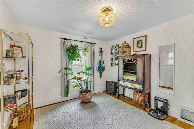 1304 Lakeview Avenue, Lorain, OH 44053