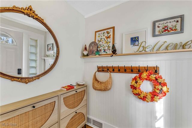 1304 Lakeview Avenue, Lorain, OH 44053