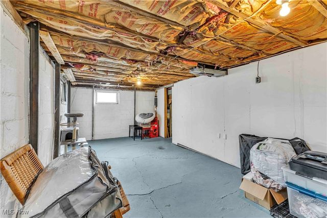 1304 Lakeview Avenue, Lorain, OH 44053