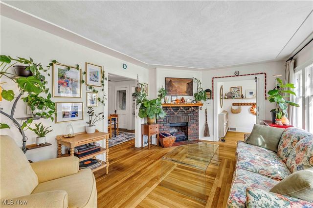 1304 Lakeview Avenue, Lorain, OH 44053